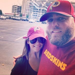 Meet your Posher, Caitlin